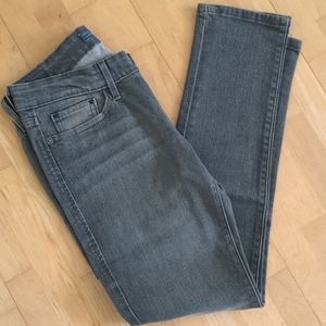 NWOT Levi Gray Skinny Jean